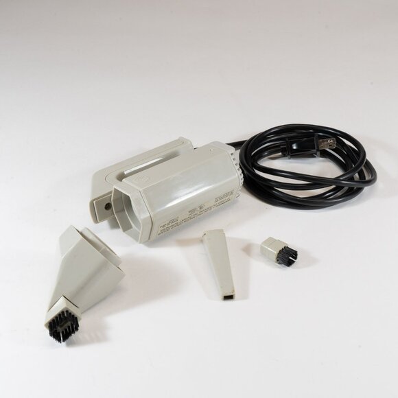 MicroComputer Accessories Keyboard Vacuum Cleaner Model #440 - Picture 2 of 4